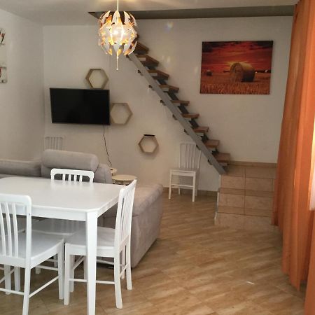 Judia Apartment Litomysl Bagian luar foto