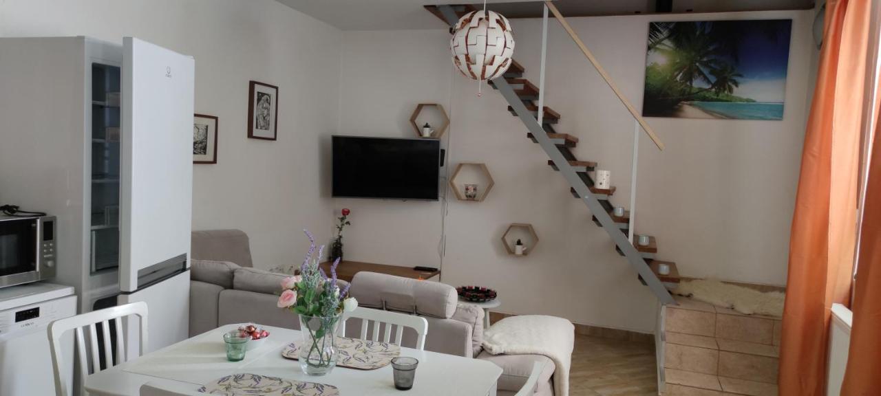 Judia Apartment Litomysl Bagian luar foto
