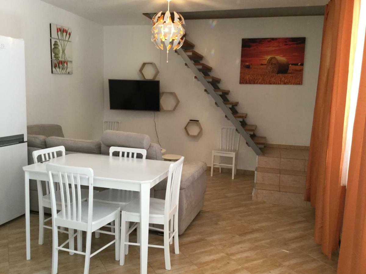 Judia Apartment Litomysl Bagian luar foto